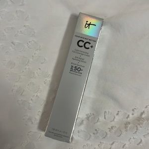 IT CC + COLOR CORRECTING FULL COVERAGE CREAM +ANTI AGING HYDRATING SERUM + SPF